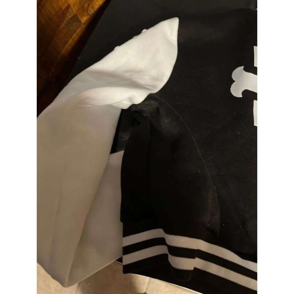 Mcr size medium jacket - Picture 5 of 6